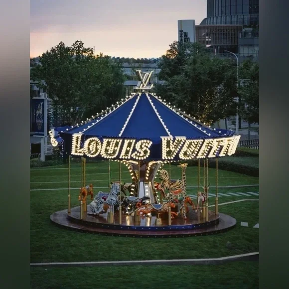 NEW in Gift Box Louis Vuitton VIP Carnival set of 3 Bag Tags: Charms w COA - Picture 8 of 10